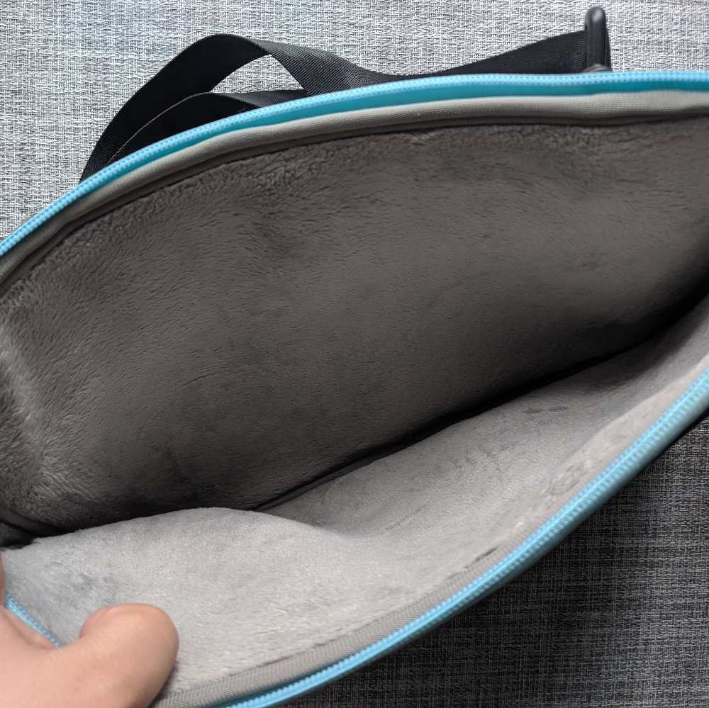 Laptop Bag - Picture 4 of 4